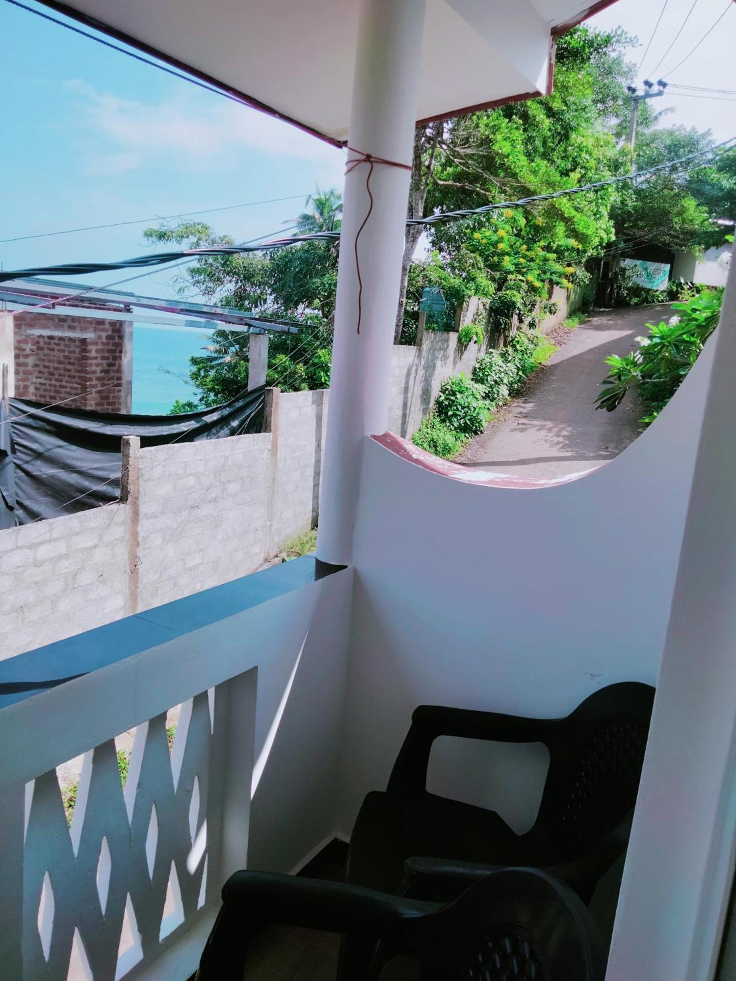Sajana Ocean Hill Bed & Breakfast มิริสซา ห้อง รูปภาพ