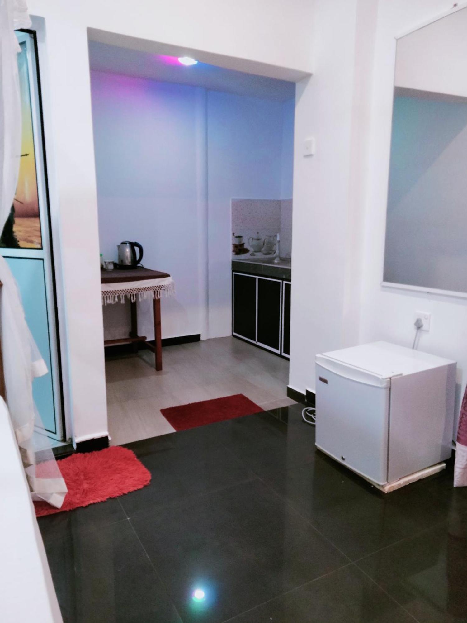 Sajana Ocean Hill Bed & Breakfast มิริสซา ห้อง รูปภาพ