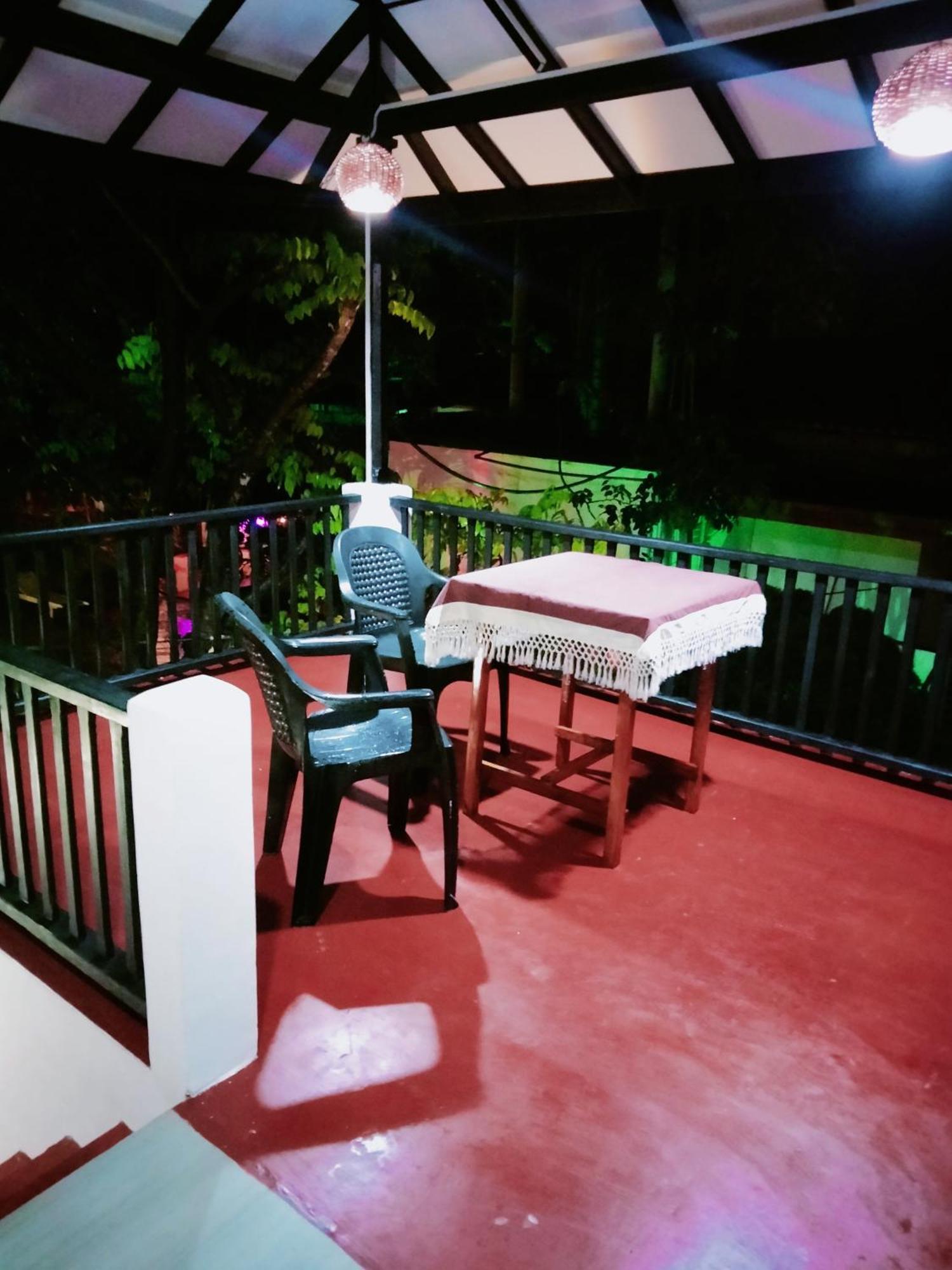 Sajana Ocean Hill Bed & Breakfast มิริสซา ห้อง รูปภาพ