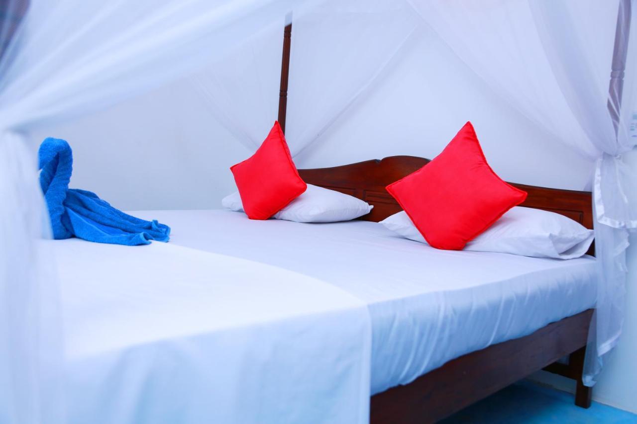 Sajana Ocean Hill Bed & Breakfast มิริสซา ภายนอก รูปภาพ
