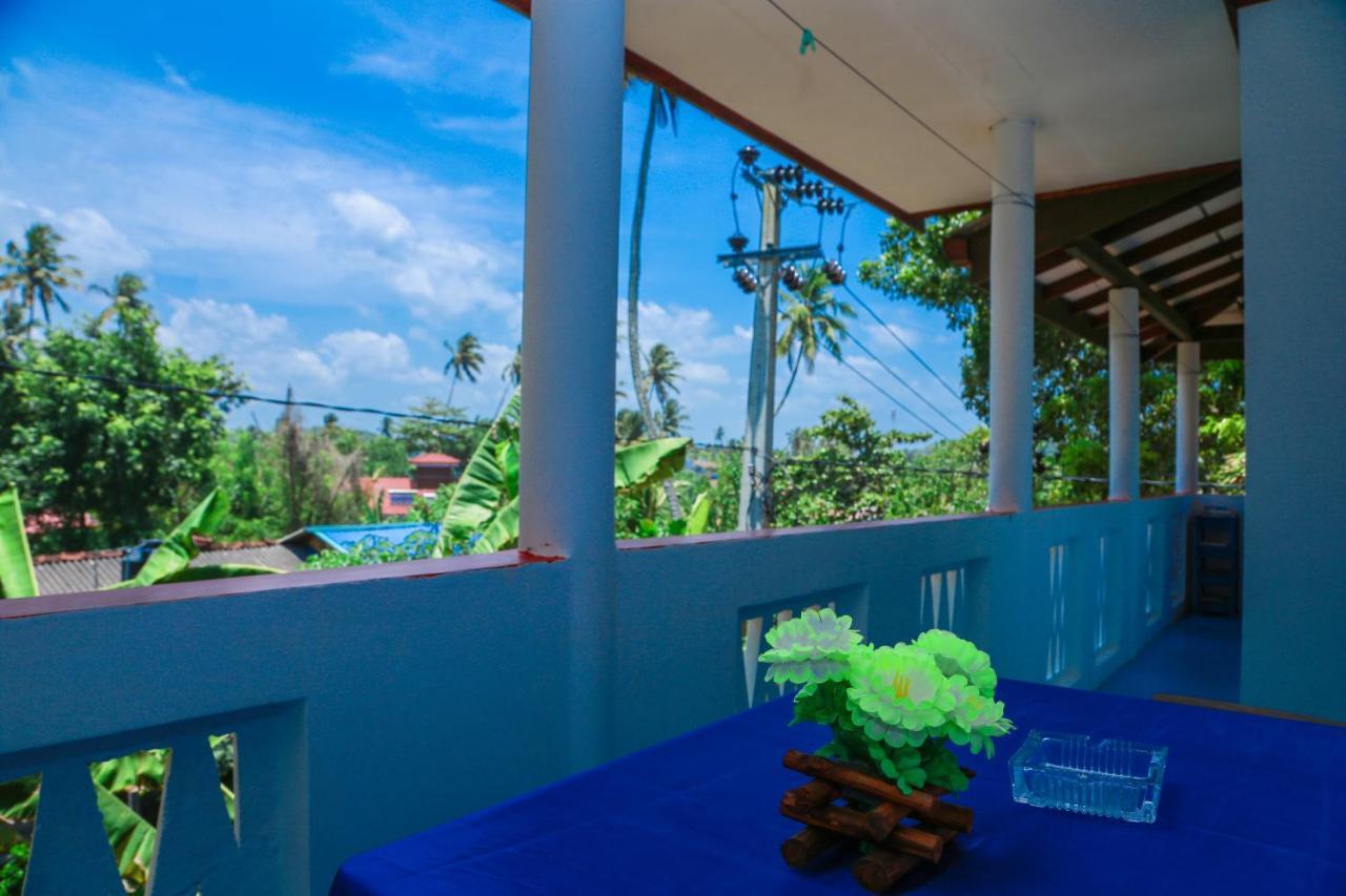Sajana Ocean Hill Bed & Breakfast มิริสซา ภายนอก รูปภาพ